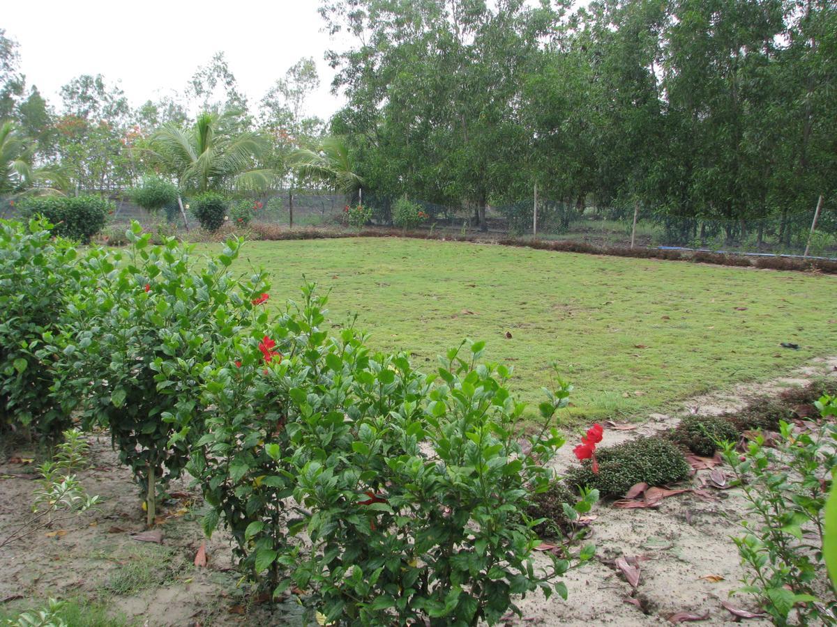 Estuarine Village Resort Sātabhāya Exterior foto